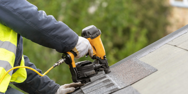 Roofing in Powell, Tennessee
